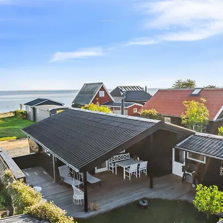 Pedersen - 50m From The Sea By Interhome * Sjolund