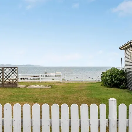 Feriehus Pedersen - 50m From The Sea By Interhome *