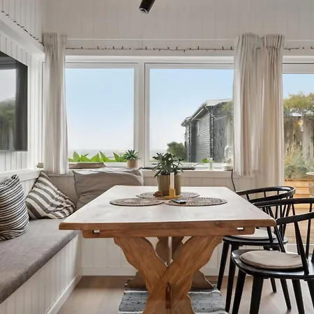 Pedersen - 50m From The Sea By Interhome Feriehus *